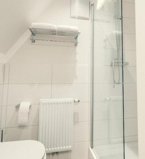 חדר דלוקס, Das Hölderlein   Altstadt