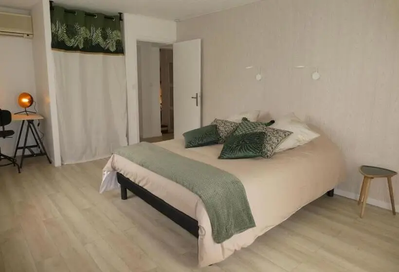 Suite Familiare, Iaorana
