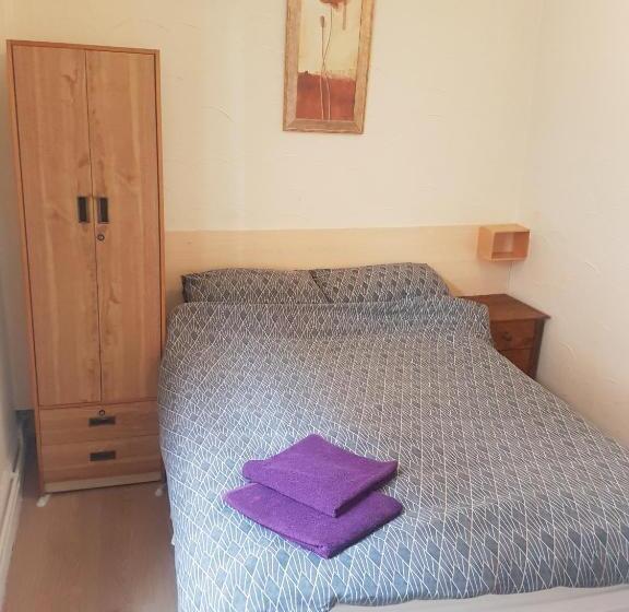 اتاق استاندارد, Leecliff Guest House