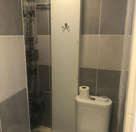 اتاق استاندارد سه نفره, Leecliff Guest House