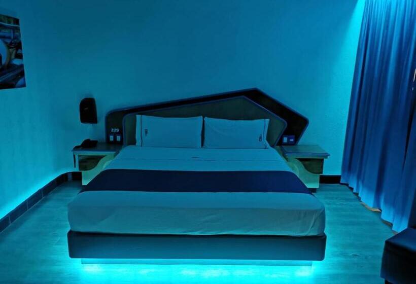 豪华房间, Coacalco