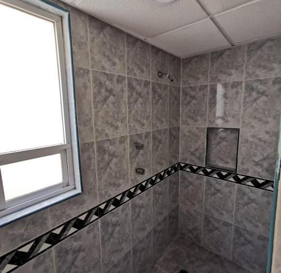 豪华房间, Coacalco