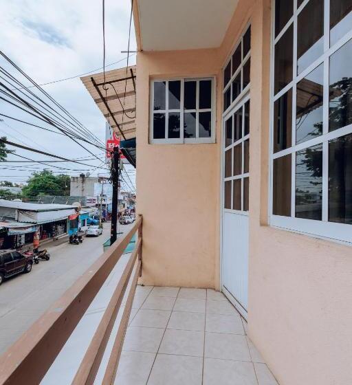 バルコニー付スタンダード4ベッドルーム, Lekami