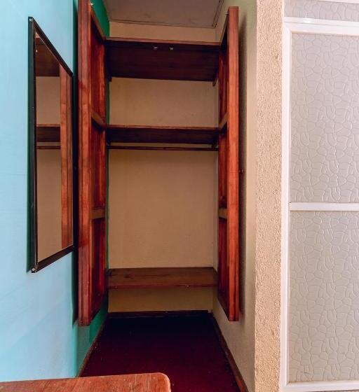 スーペリアールーム, Lekami