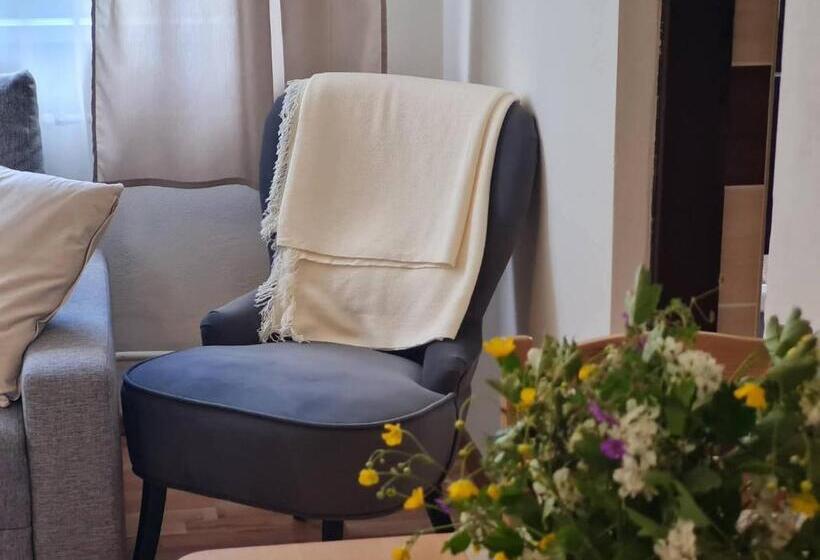 דירת חדר, Villa Paradajs   Ubytovanie Pri Jazere