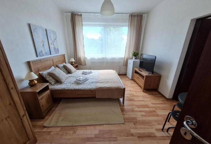 Апартаменты 2 Спальни, Villa Paradajs   Ubytovanie Pri Jazere