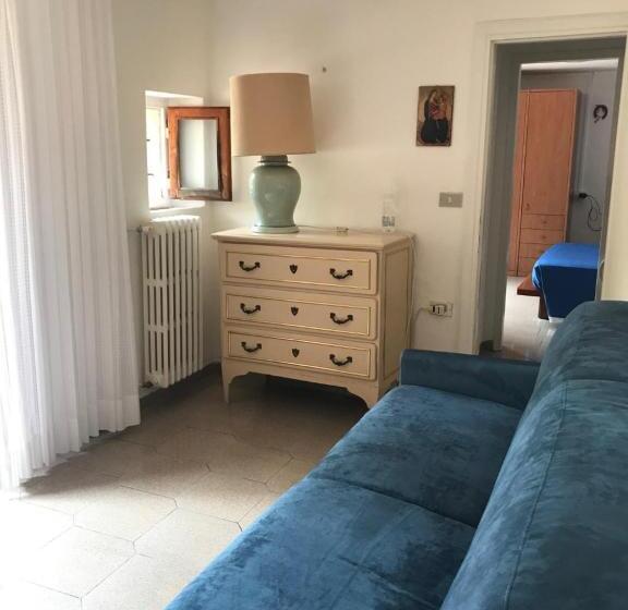 Номер Стандарт Вид на Сад, Villa Daniela