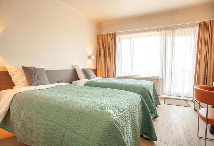 Номер Deluxe, Monaco Zeebrugge Beach