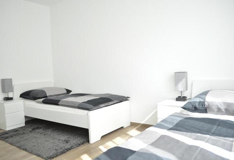 Quarto Estandar Banheiro Compartilhado, B Home Sleep & Work