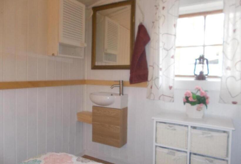 Номер Стандарт, Lilla Stugan, Sjötorp