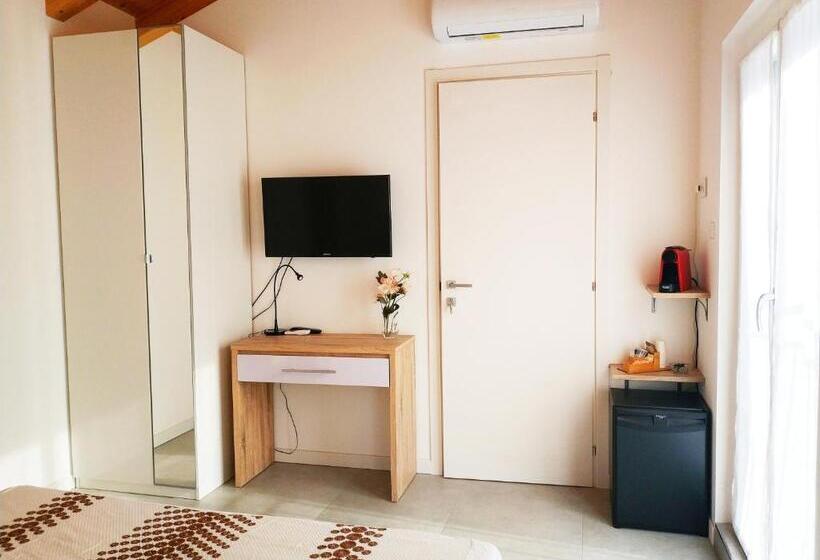 اتاق استاندارد, Sweet Homes