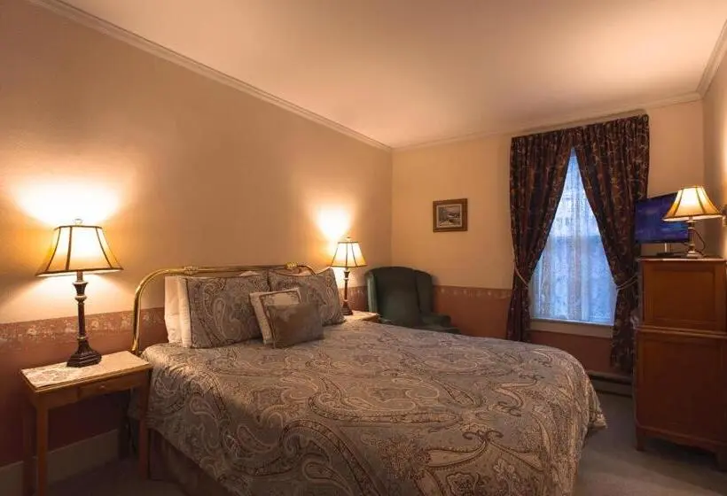 スタンダードルーム, Deerfield Valley Inn   Mt Snow