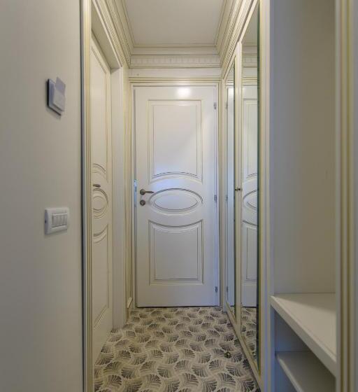 חדר סטנדרט נוף לגינה, Grand Hotel Caraiman