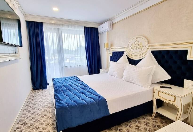 חדר סטנדרט נוף לגינה, Grand Hotel Caraiman