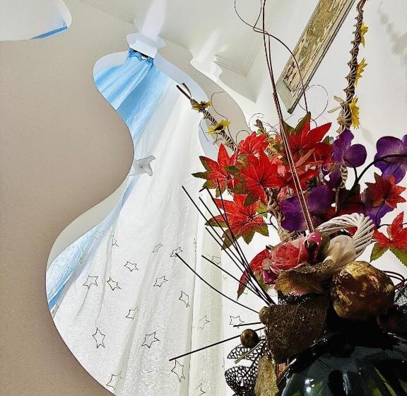 ガーデンビュースタンダードルーム, Far West