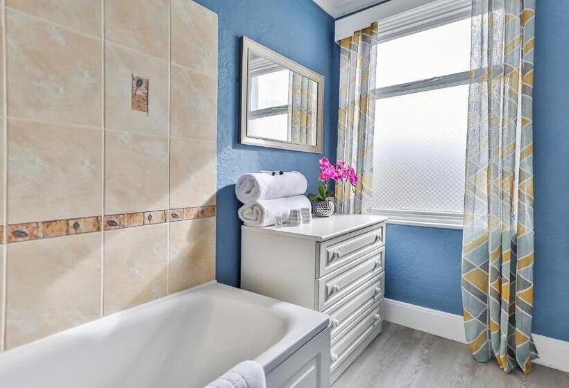 חדר סטנדרט צדדי נוף לים, Glenholme Guest House Room Only