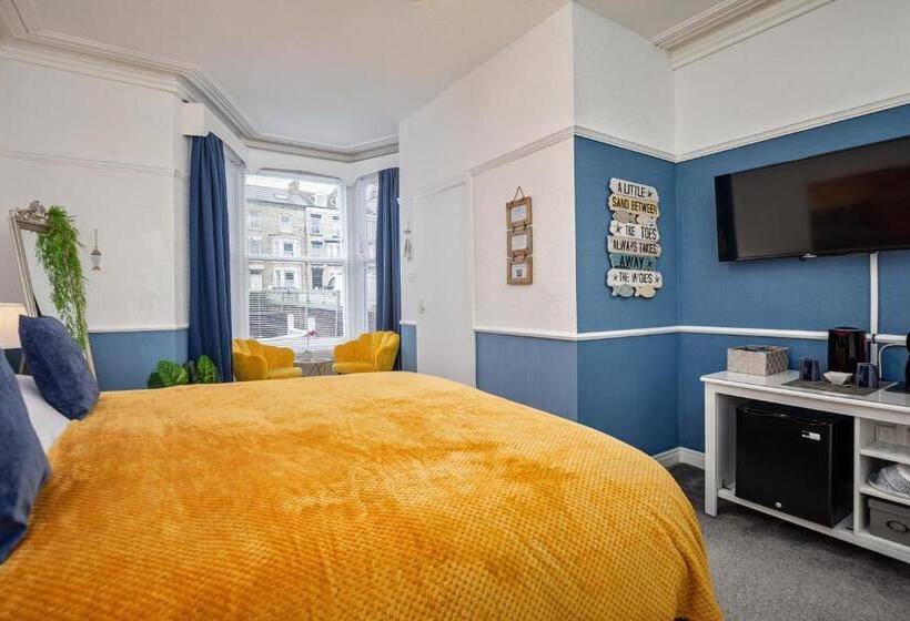 חדר סטנדרט נוף לגינה, Glenholme Guest House Room Only