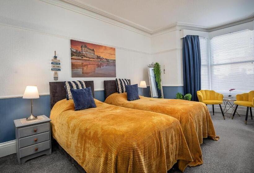 חדר סטנדרט נוף לגינה, Glenholme Guest House Room Only