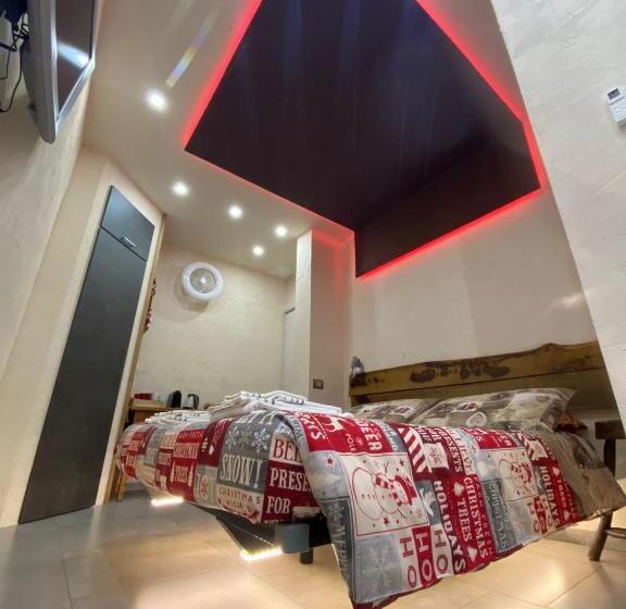 חדר סטנדרט, Lightroom