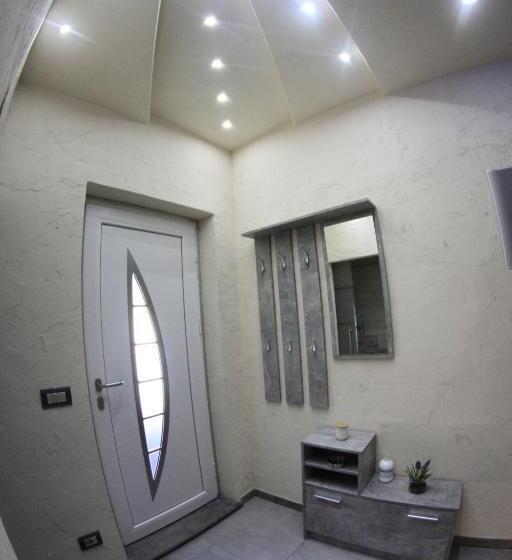 חדר סטנדרט, Lightroom