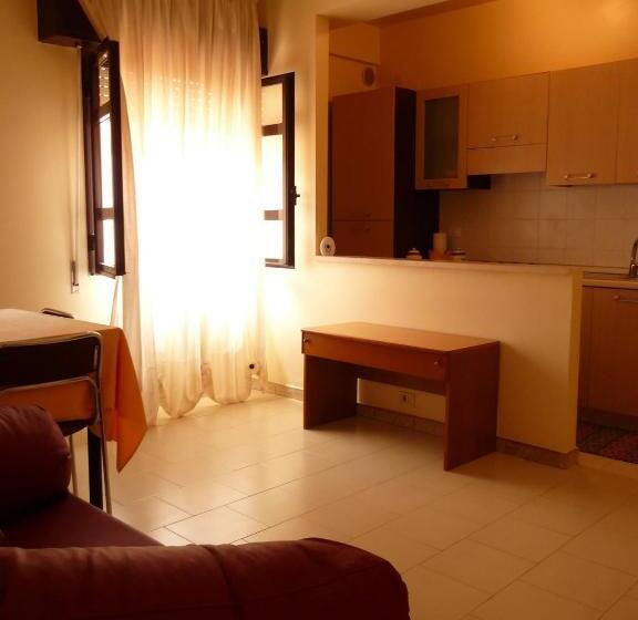 דירת חדר, Agathae Hotel & Residence