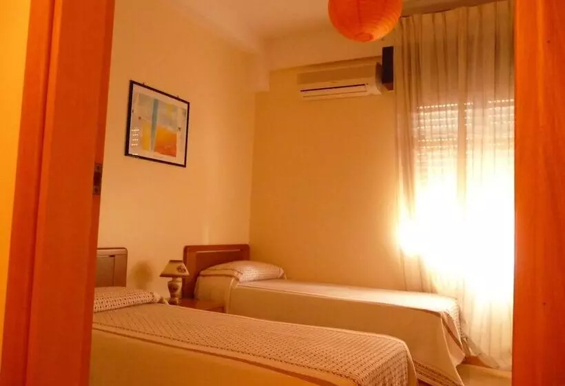 اتاق استاندارد چهار تخته, Agathae Hotel & Residence