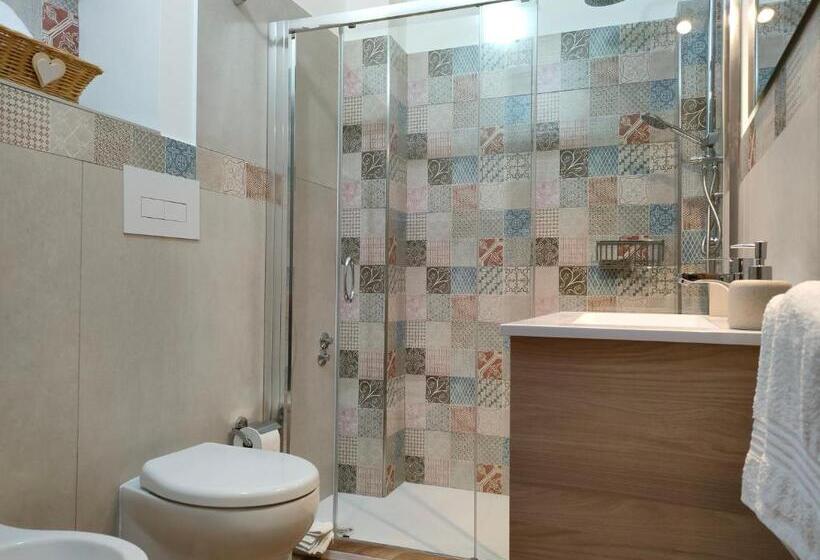 استودیو استاندارد با بالکن, Bella Giulia