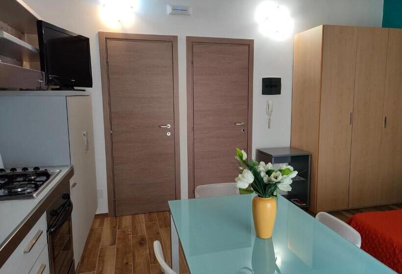 バルコニー付きスタンダードステューディオ, Bella Giulia