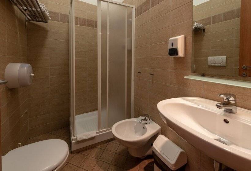 اتاق استاندارد, Roma Scout Center