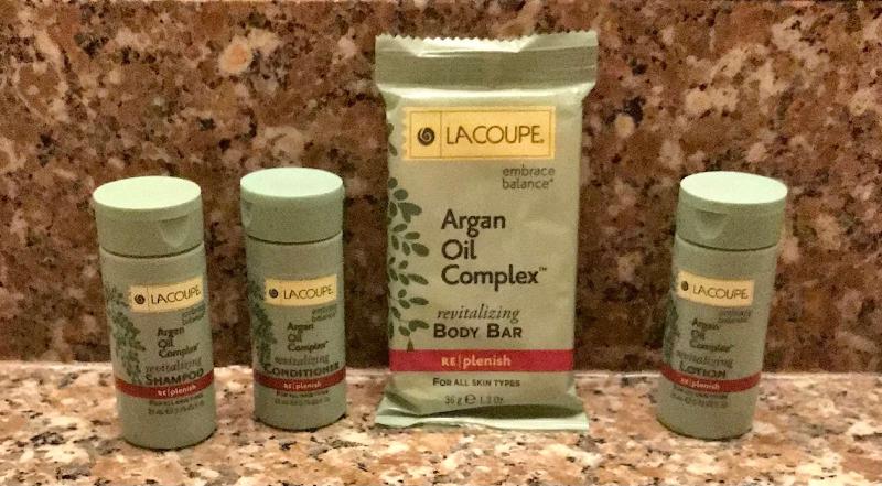 带大床的标准间, Best Western Troy Inn