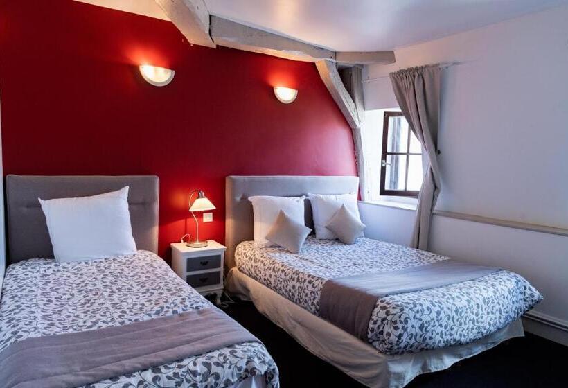 스탠다드 트리플 룸, Henri Iv