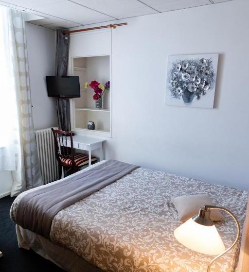 스탠다드 싱글 룸, Henri Iv