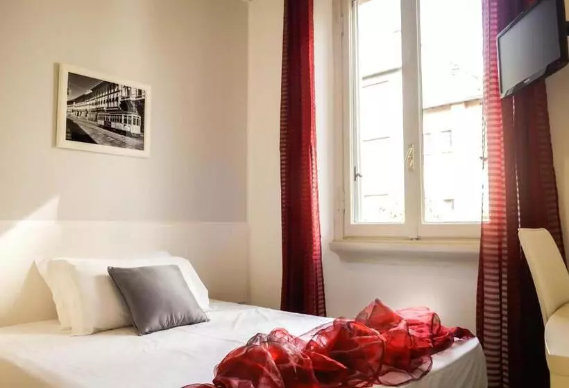 اتاق استاندارد با سرویس بهداشتی مشترک, Rossovino Milano