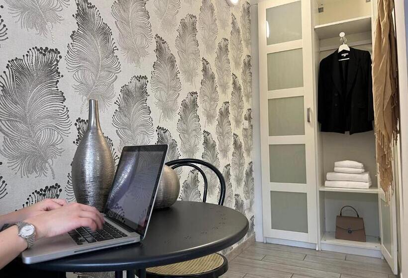 اتاق استاندارد, Rossovino Milano