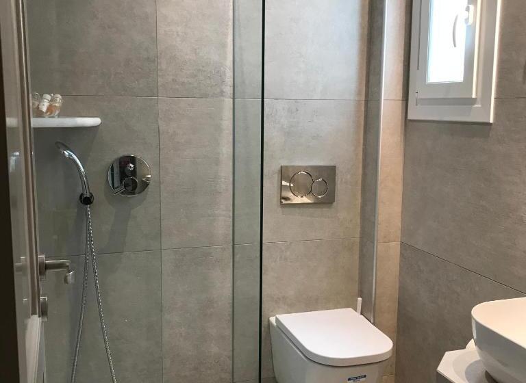 스탠다드 트리플 룸, Vassiliki Rooms