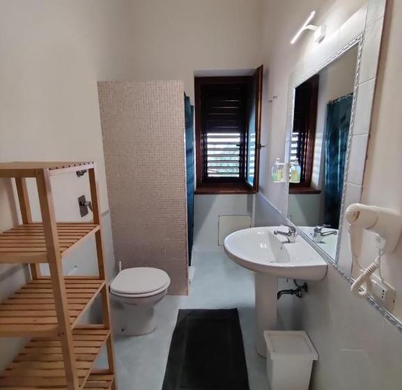 اتاق خانوادگی با سرویس بهداشتی مشترک, Alice Kite Resort