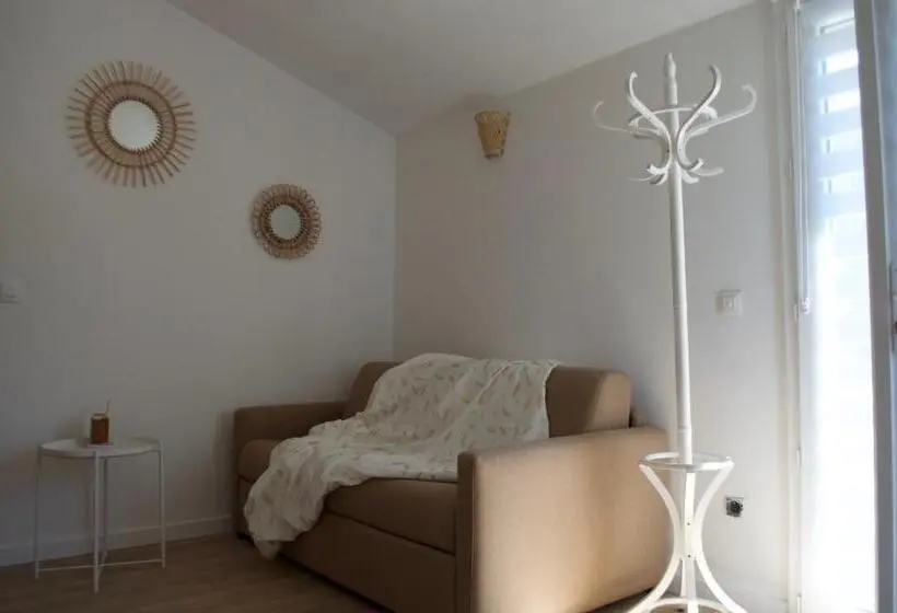 اتاق پریمیوم چهارنفره, Chambre D Hôtes De Charme Merbleuesoleil