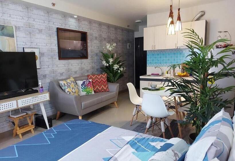 استودیو استاندارد با بالکن, Hachiko Pretty Homes Condominium At Saekyung956 Condominium, Looc, Lapu Lapu City, Cebu, Philippines