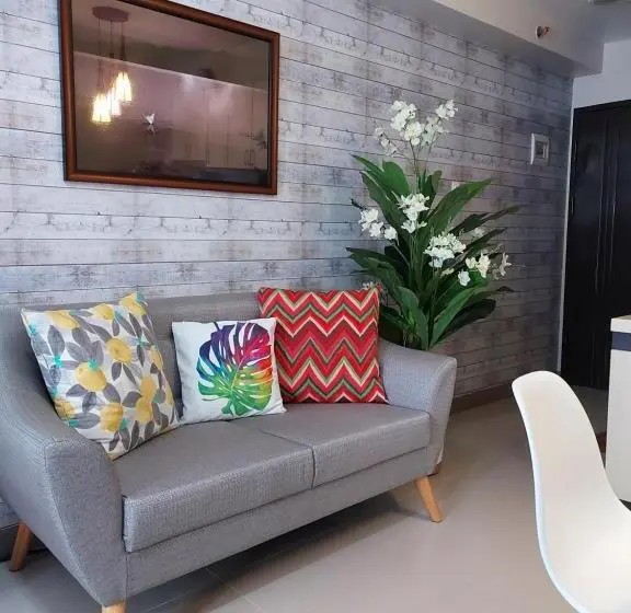 バルコニー付きスタンダードステューディオ, Hachiko Pretty Homes Condominium At Saekyung956 Condominium, Looc, Lapu Lapu City, Cebu, Philippines