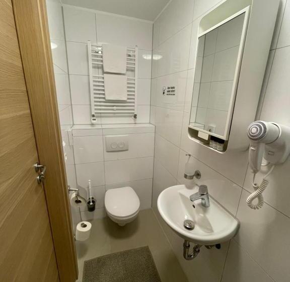 스탠다드 싱글 룸, A&c