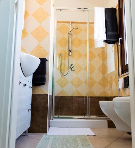 디럭스 룸, Is Seddas B&b