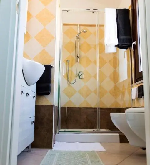 デラックスルーム, Is Seddas B&b