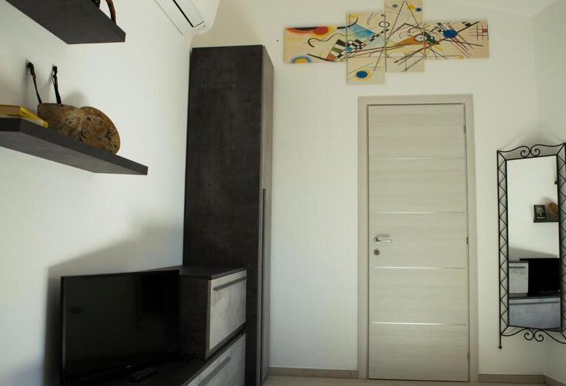 스탠다드 트리플 룸, Is Seddas B&b