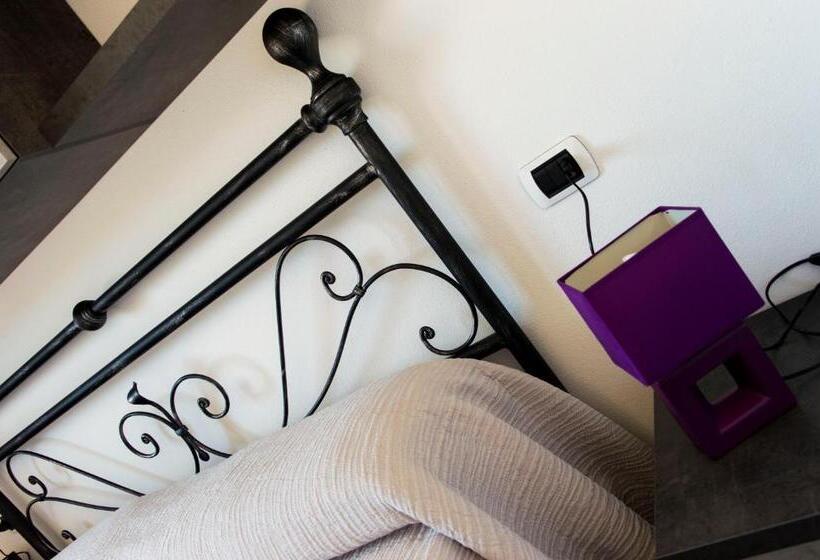 Номер Стандарт Трехместный, Is Seddas B&b