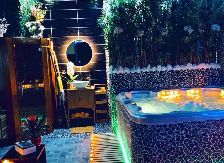 스탠다드 트리플 룸, Jungle Vibes   Jacuzzi   Sauna