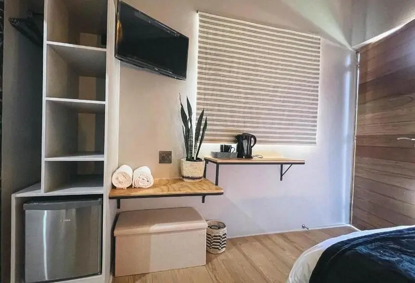 اتاق استاندارد, Le Bezz Guesthouse