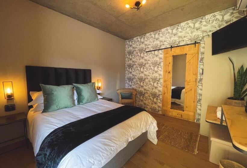 اتاق استاندارد, Le Bezz Guesthouse