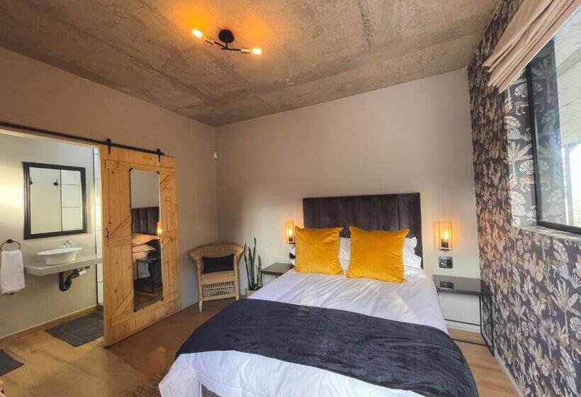 اتاق استاندارد, Le Bezz Guesthouse
