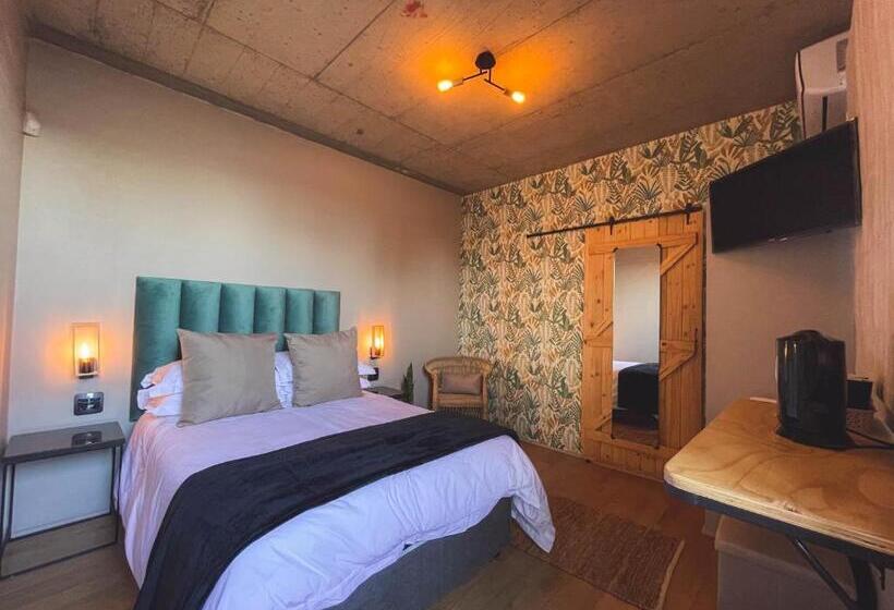 اتاق استاندارد, Le Bezz Guesthouse