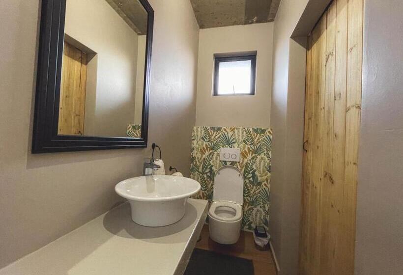 اتاق استاندارد, Le Bezz Guesthouse